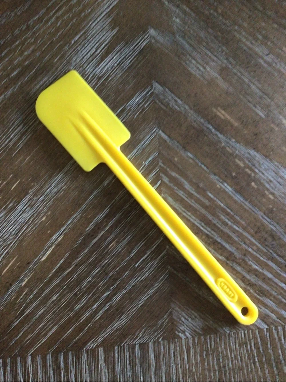 Vintage Kraft Yellow Plastic Jar Scraper Spreader Spatula MCM Kitchen 8.5”